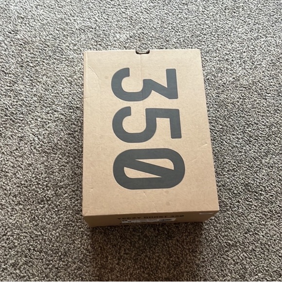 Yeezy 350 light v2 ,og box - Picture 2 of 5